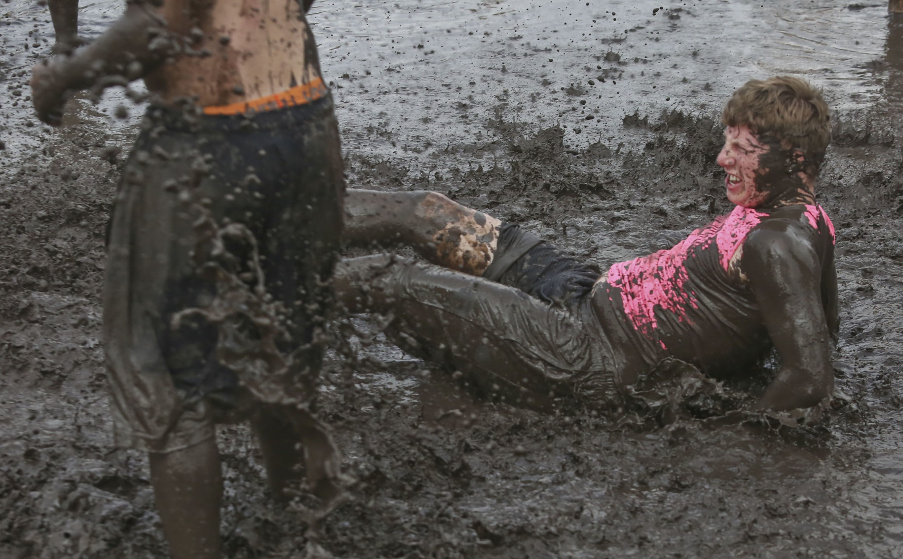 Mud Volleyball 26 08.18.18.JPG